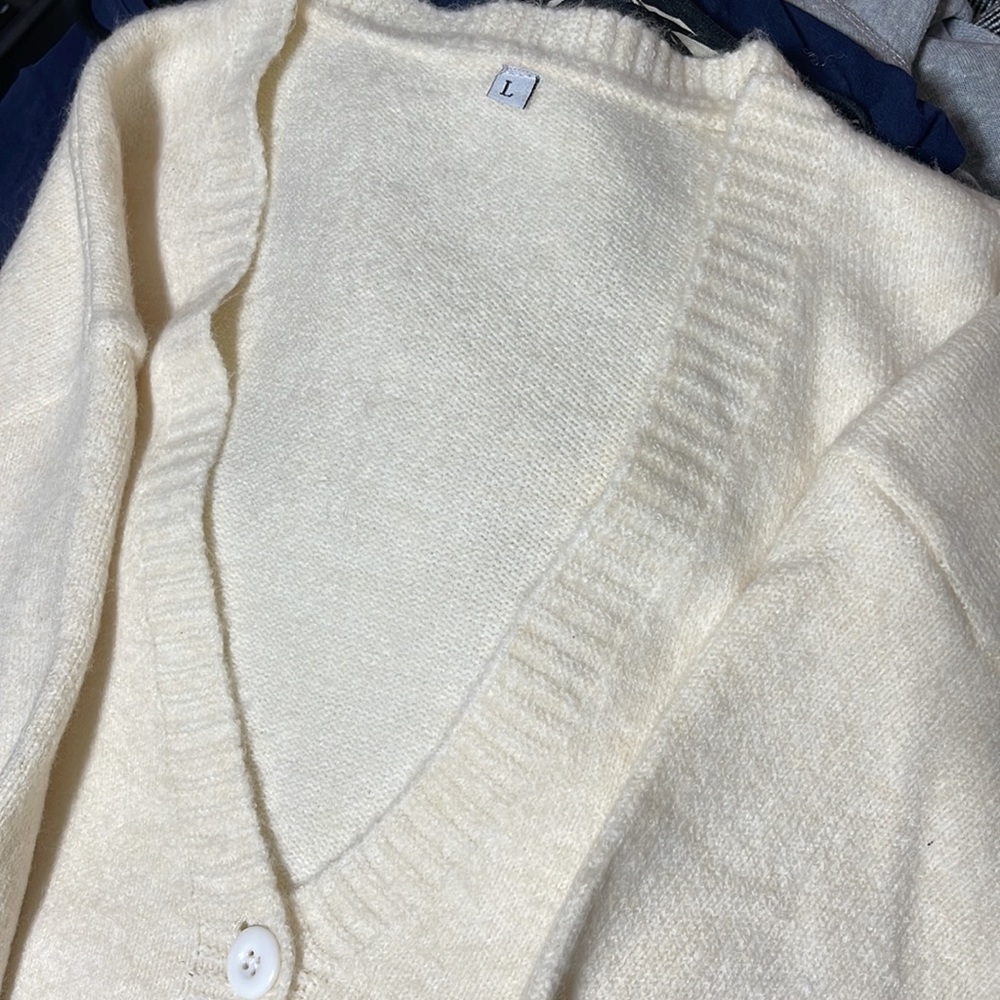Cardigan - Picture 2 of 2